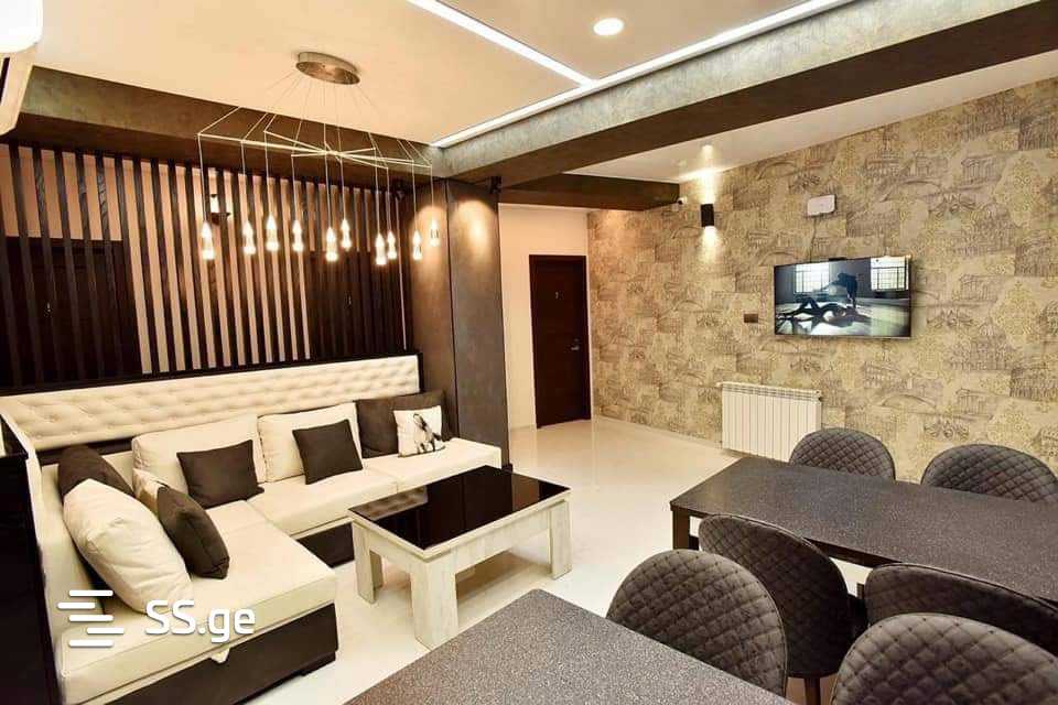1 Room Flat Daily Rent. Vera view 5
