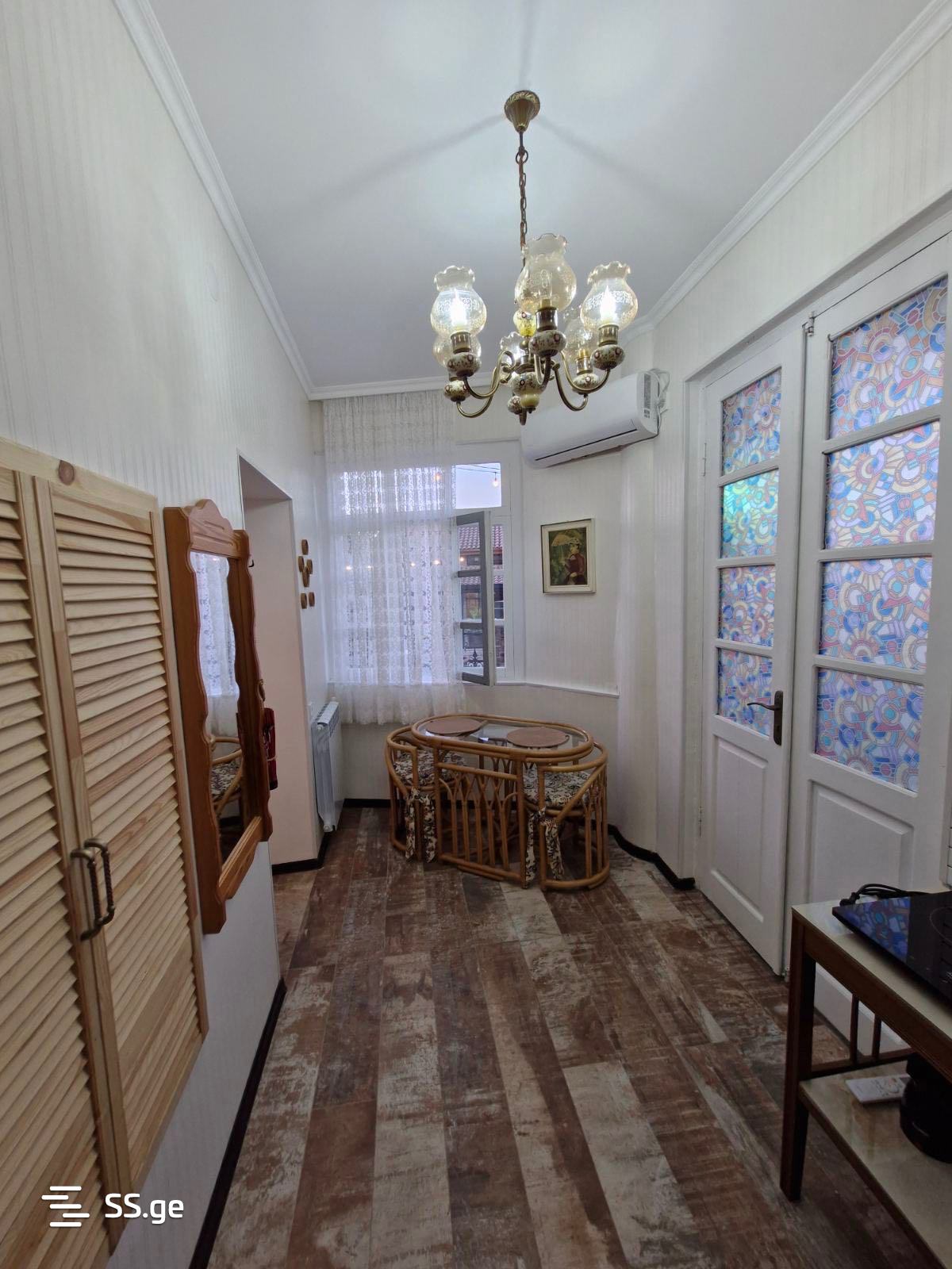 2 Room Flat For Rent. Telavi, 1 of 4