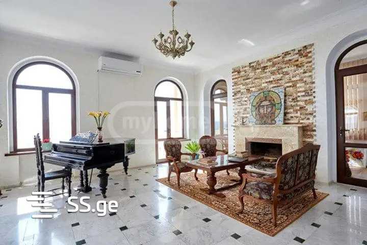 12 Room Hotel For Rent. Vedzisi, 4 of 9