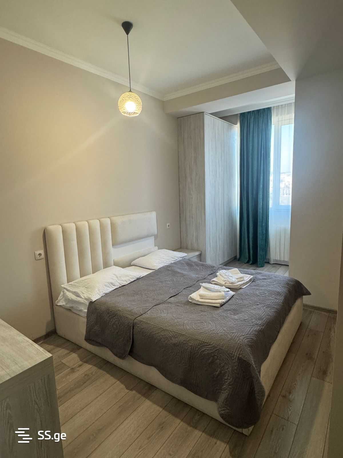 2 Room Flat Daily Rent. Digomi view 10