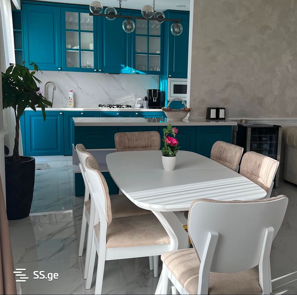 5 Room Hotel For Rent. Isani, 2 of 8