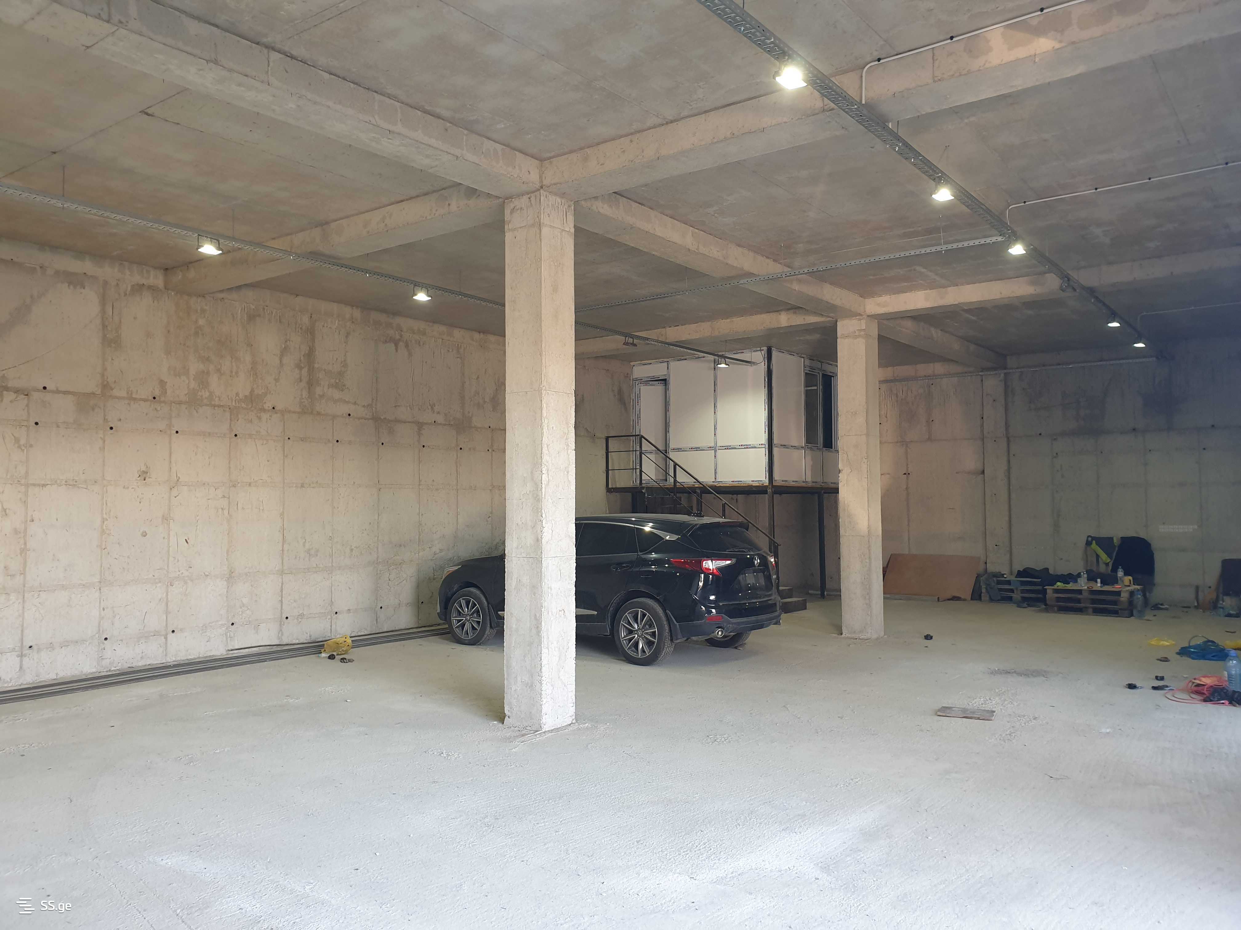 Store-Industrial Property For Rent. Telavi, 4 of 11