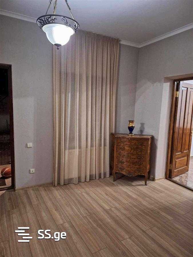 6 Room Private House For Rent. Chugureti view 15