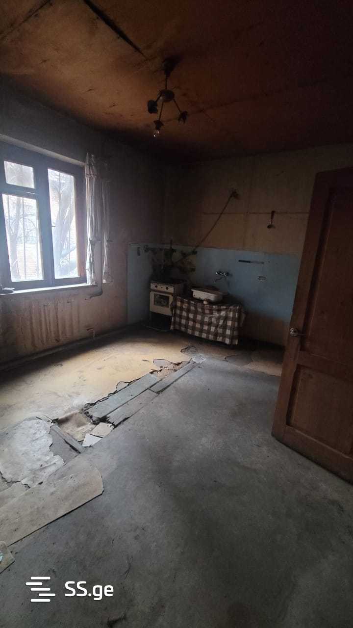5 Room Private House For Sale view 6
