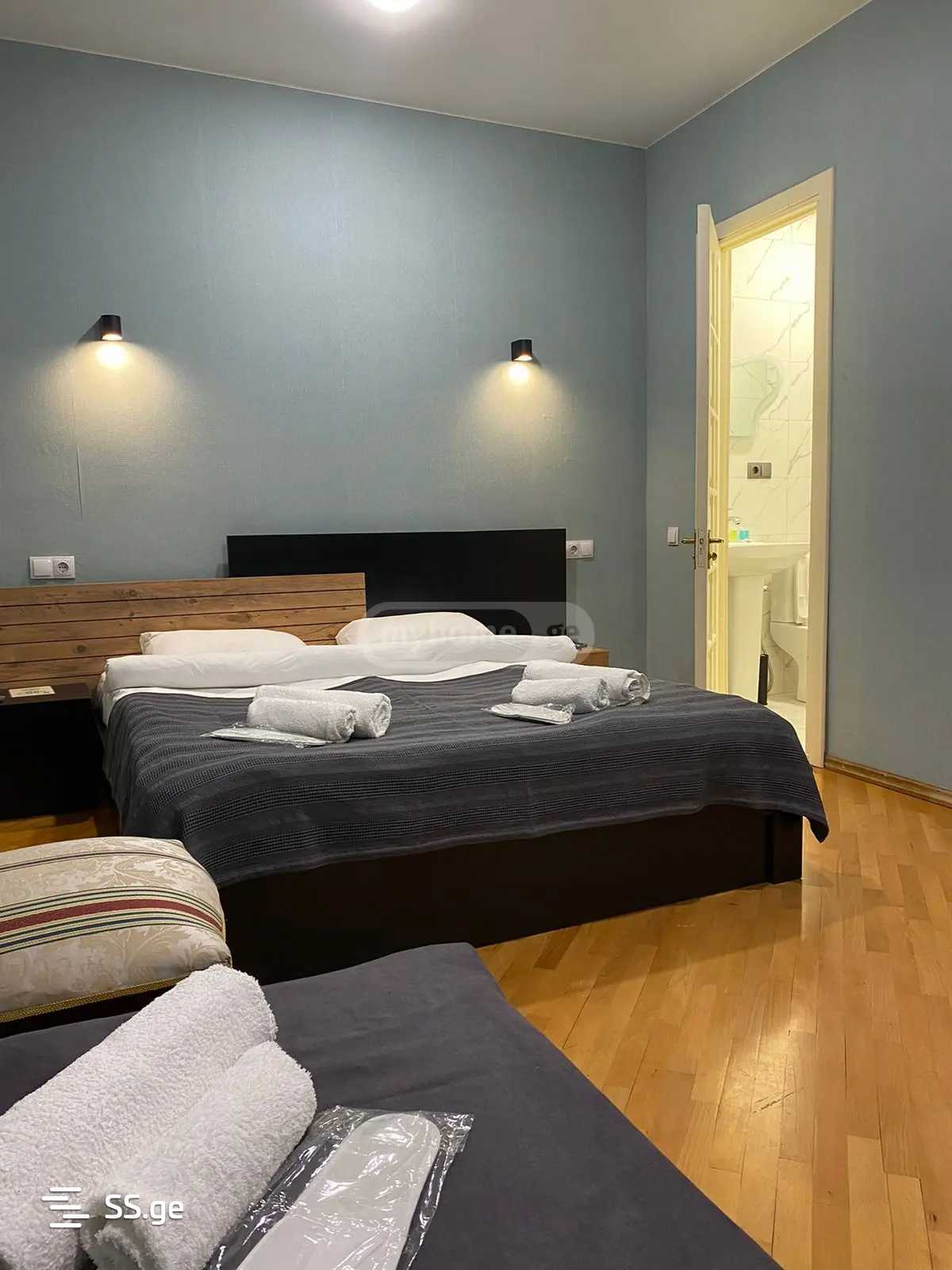 8 Room Private House For Rent. Chugureti, 2 of 12