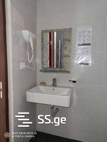 8 Room Hotel For Sale view 22