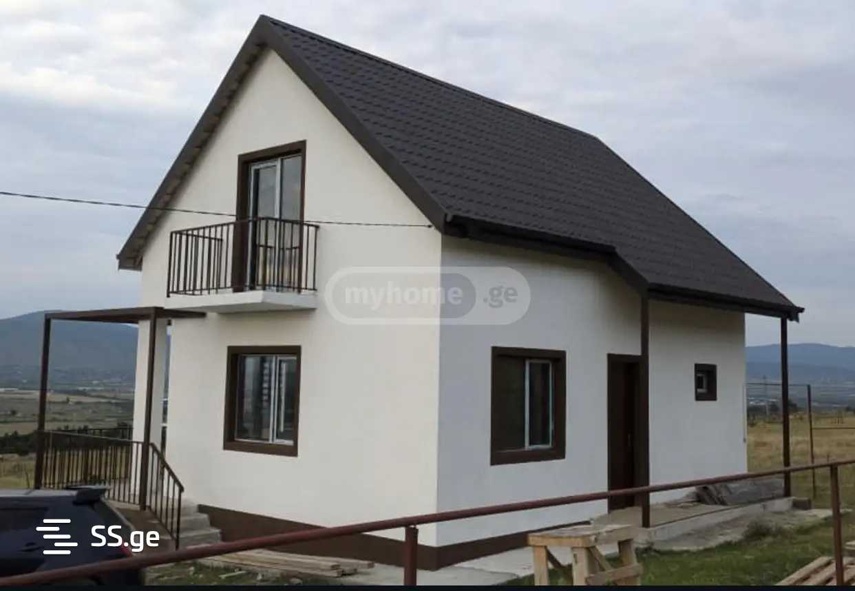 4 Room Private House For Sale view 1