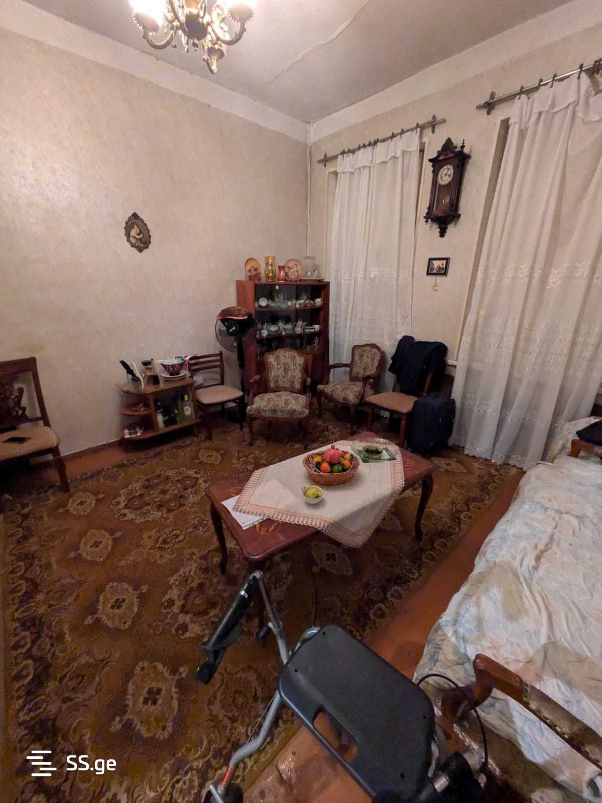 4 Room Private House For Sale view 1