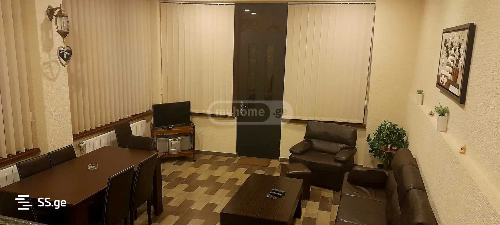 4 Room Private House For Rent. Vera, 1 of 12