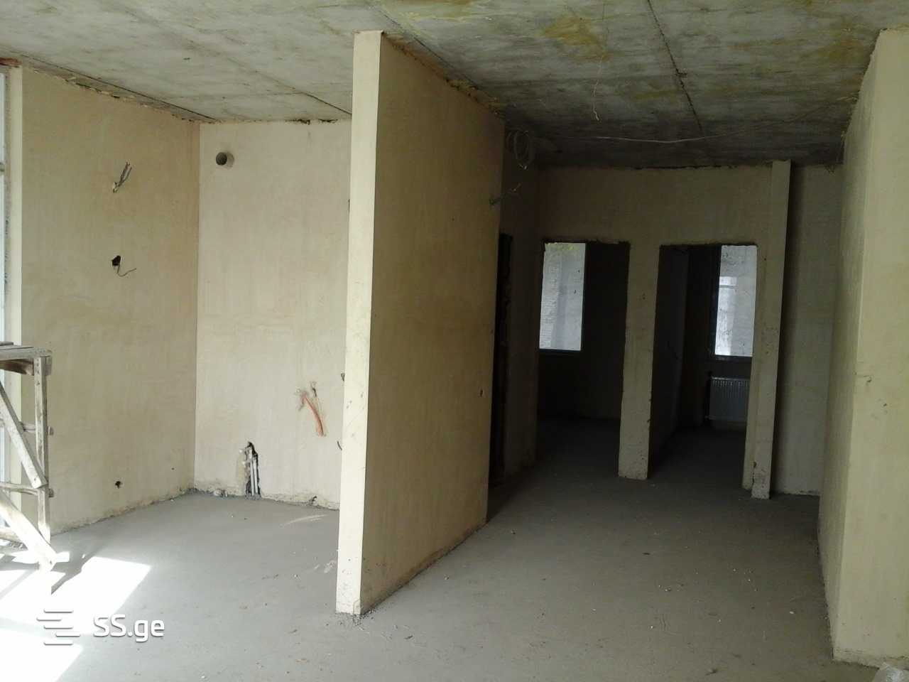 4 room Flat For Sale. Chugureti - Altro
