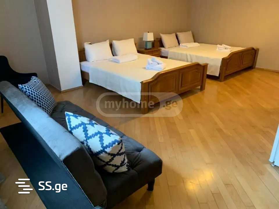 15 Room Hotel For Rent. Vera, 3 of 12