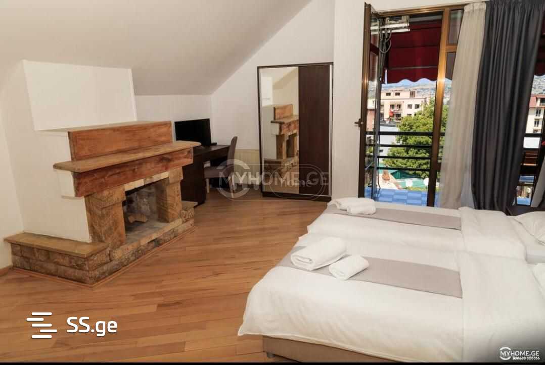 12 Room Hotel For Rent. Vera view 9