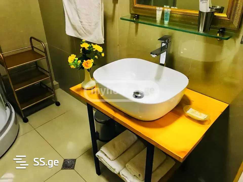 8 Room Hotel For Rent. Vake view 6