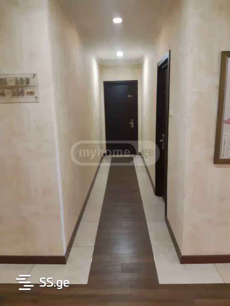 14 Room Hotel For Rent. Varketili view 5
