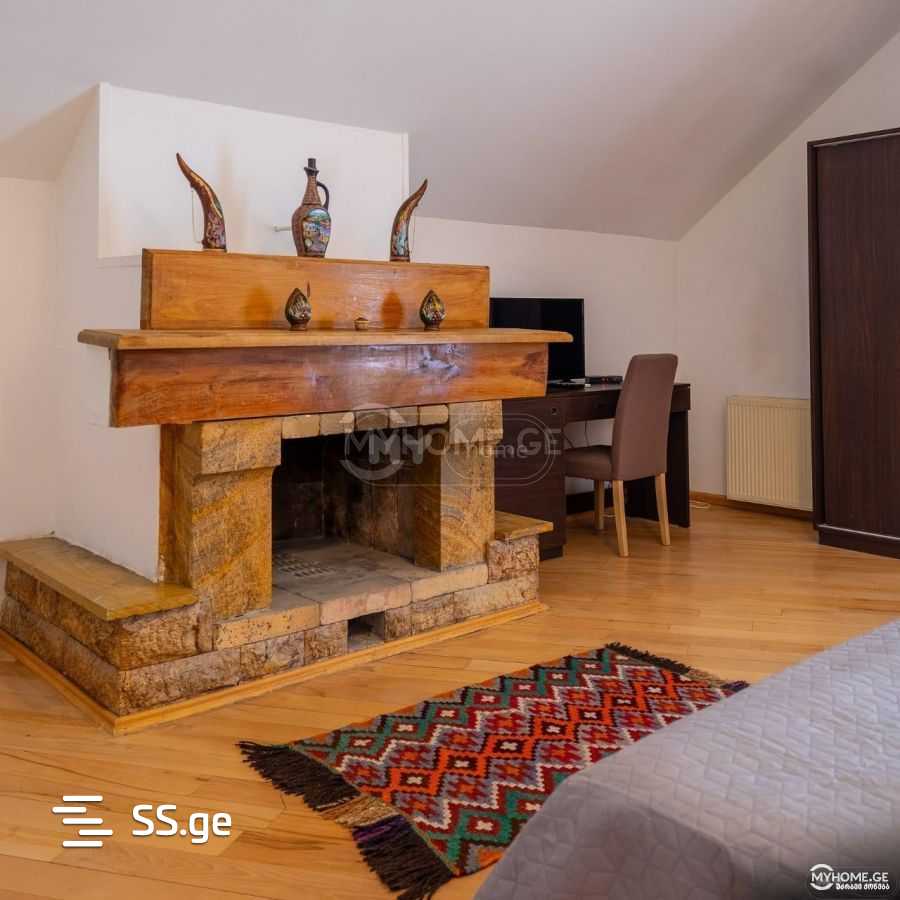 12 Room Hotel For Rent. Vera view 11
