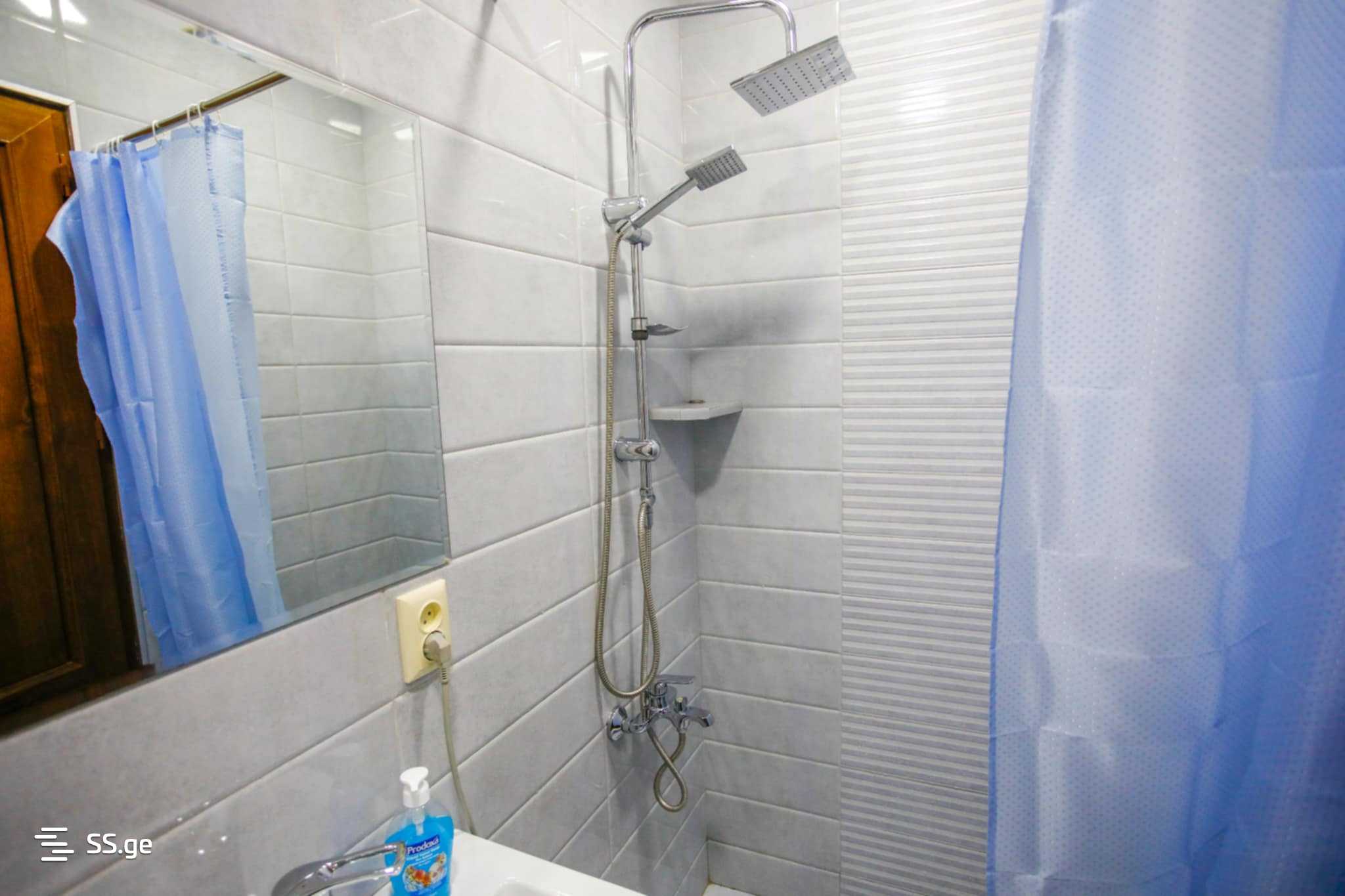 1 Room Private House Daily Rent. Kutaisi, 3 of 4