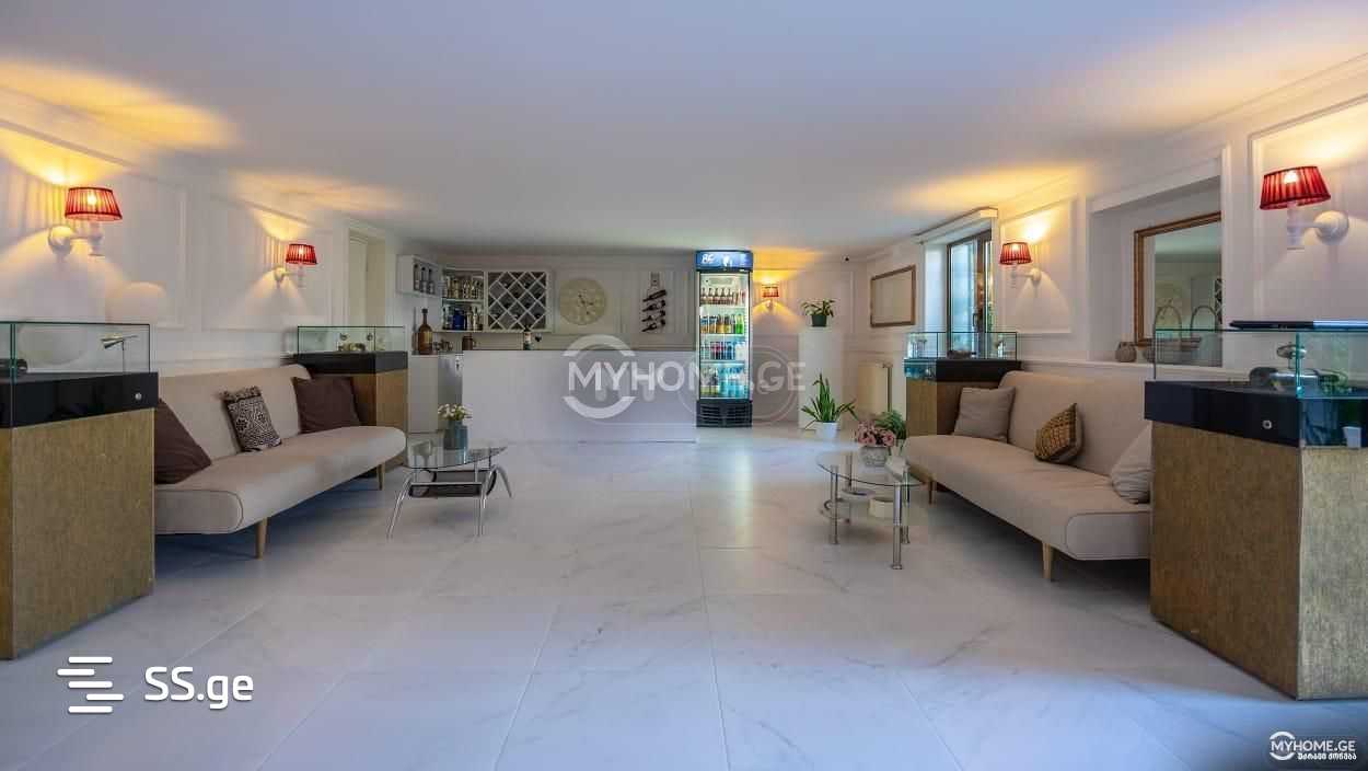 12 Room Hotel For Rent. Vera view 12