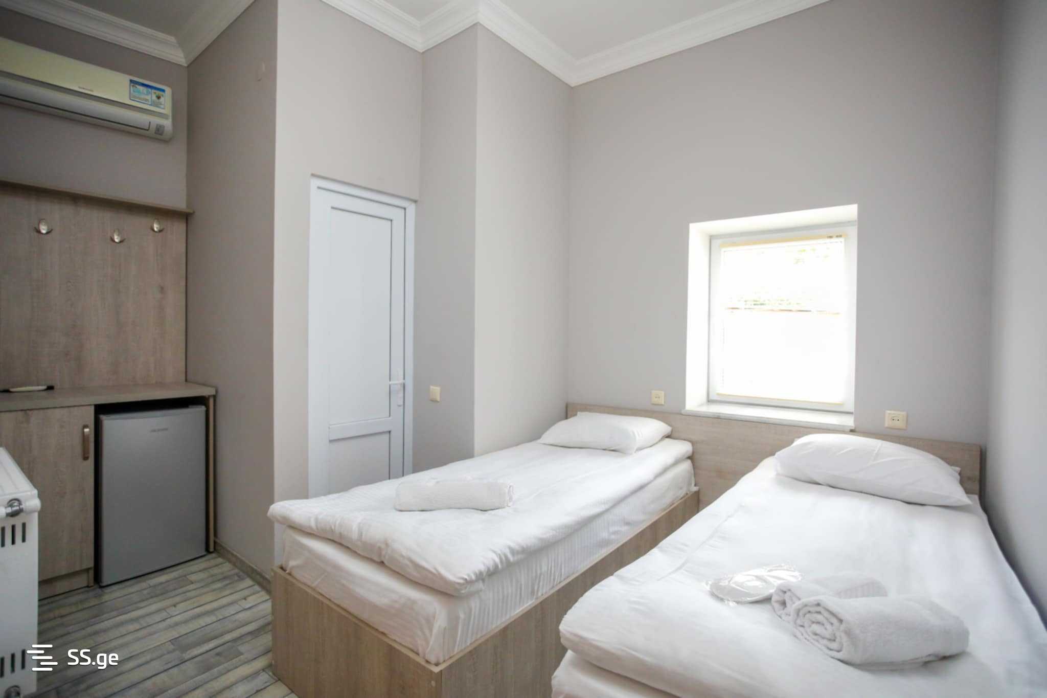 1 Room Private House Daily Rent. Kutaisi, 2 of 4