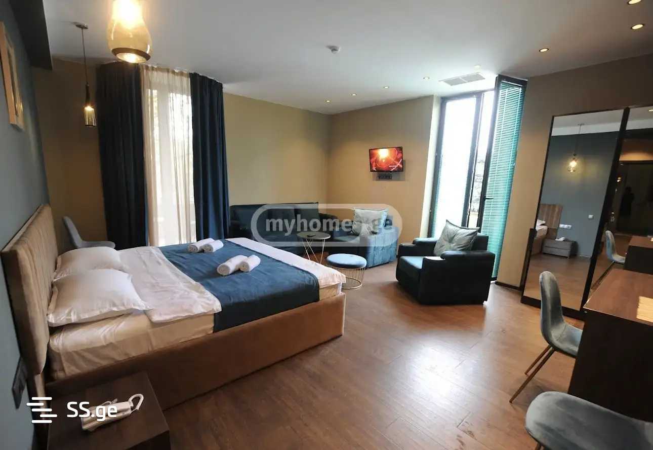 15 Room Hotel For Rent. Vera view 3