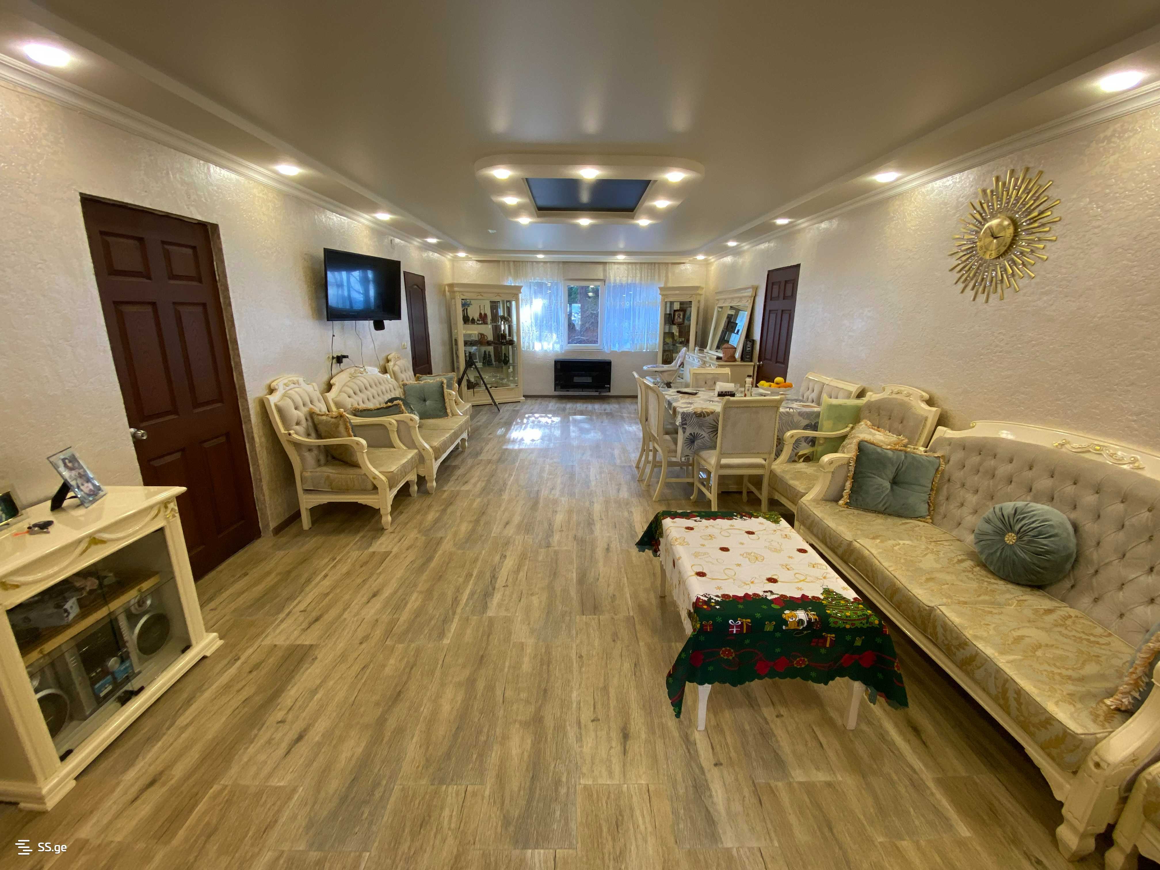 5 Room Private House For Sale view 10