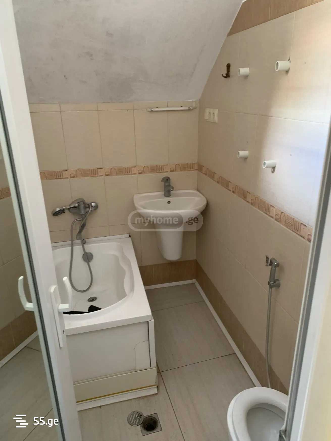 9 Room Hotel For Rent. Chugureti, 7 of 10