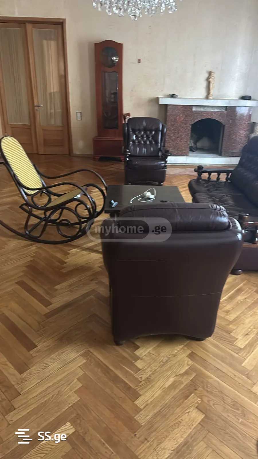 7 Room Private House For Sale view 11