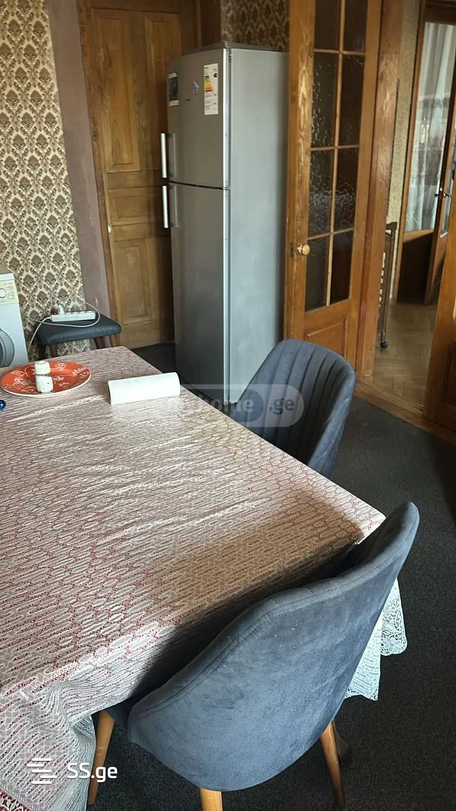 7 Room Private House For Sale view 2