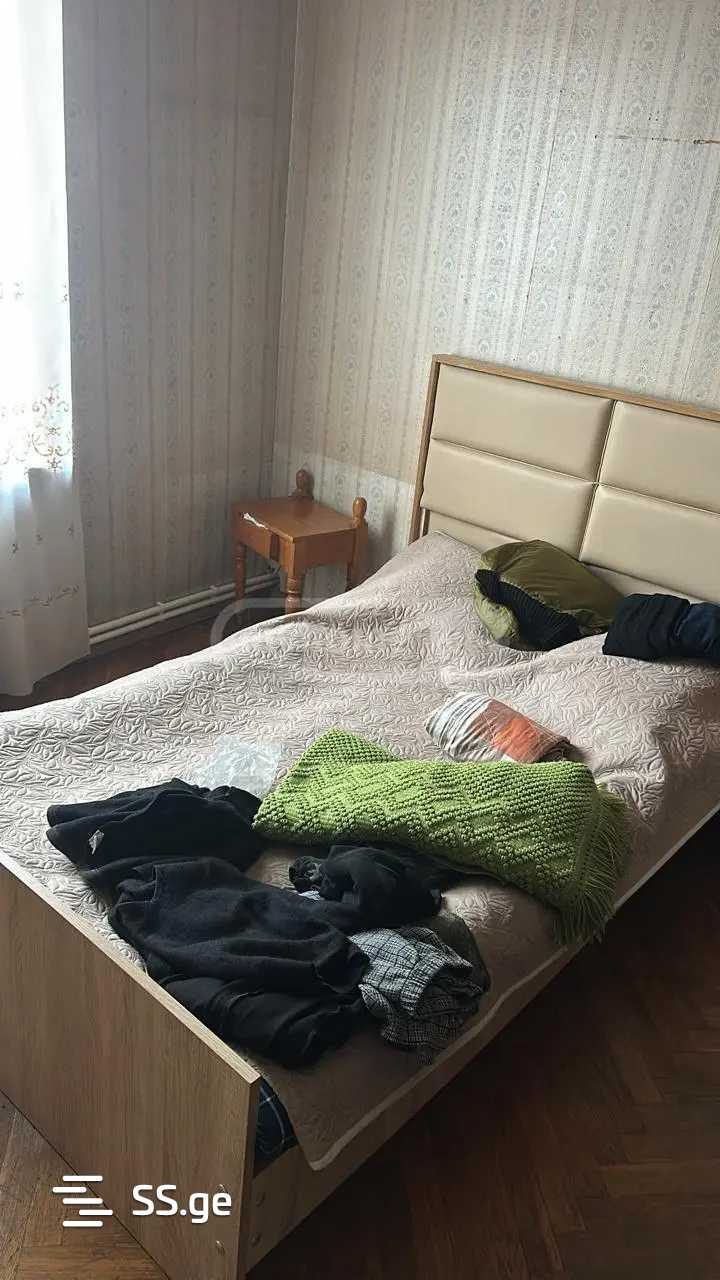 7 Room Private House For Sale view 10