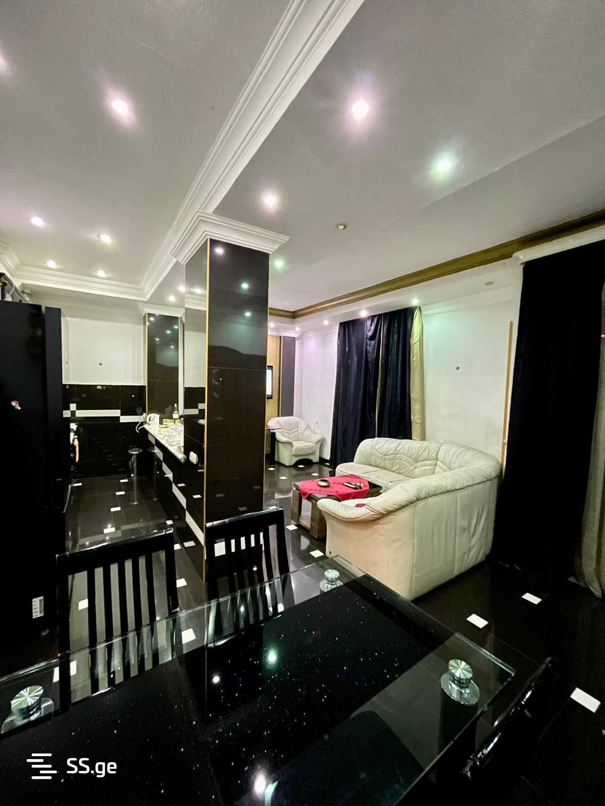 11 room Flat For Rent. Saburtalo - Vista 4