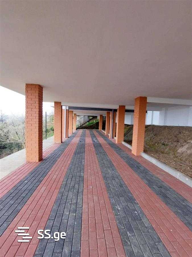6 Room Private House For Sale view 4