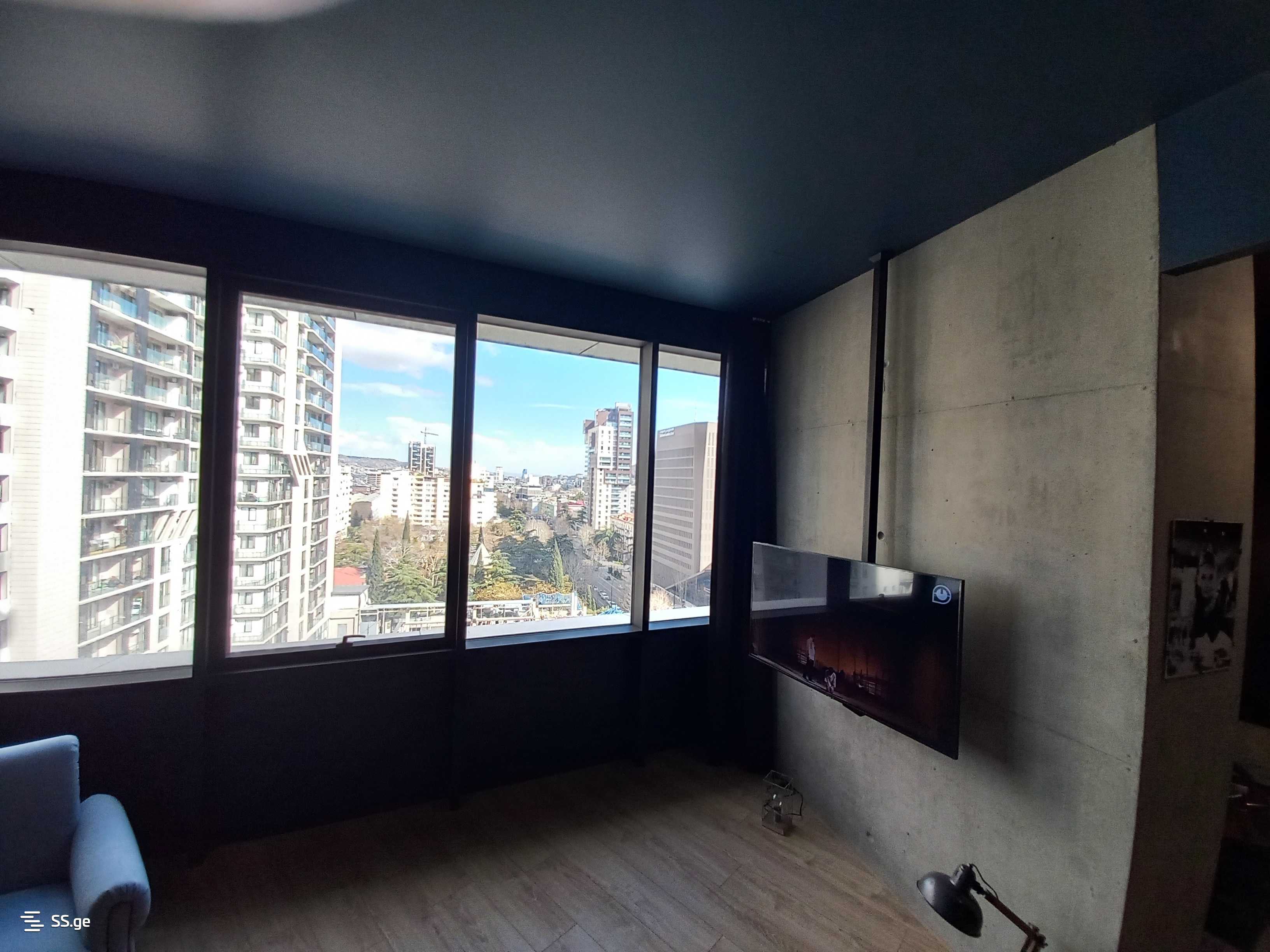 2 room Flat For Rent. Vake - Más