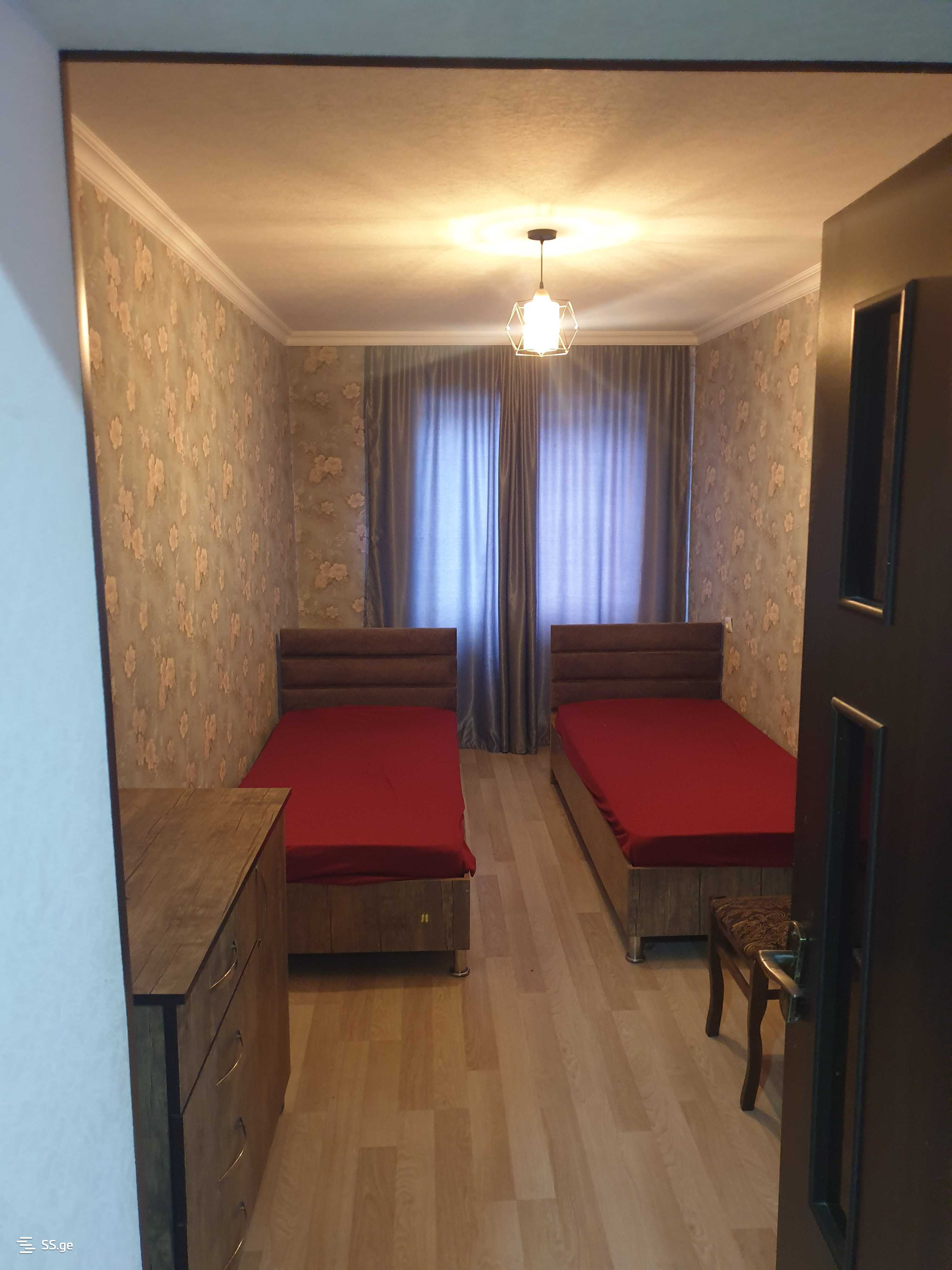 Продажа 4-комната Квартира, 7 of 12