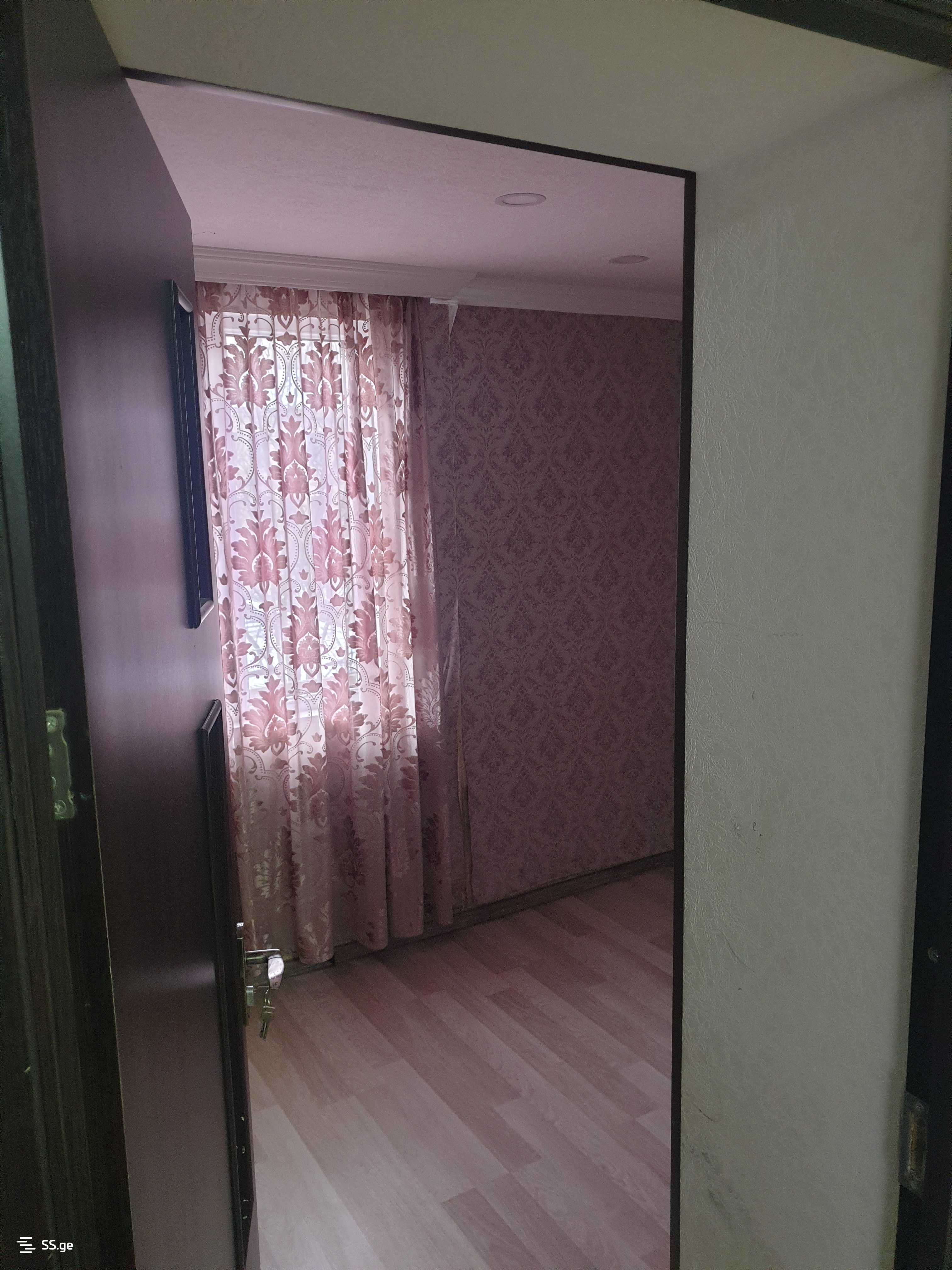 Продажа 4-комната Квартира, 8 of 12