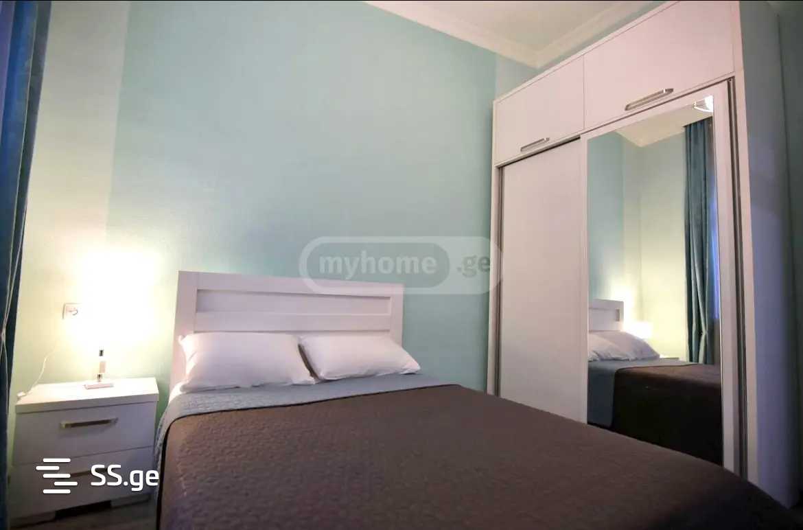 3 room Flat For Rent. Sololaki - Vista 6