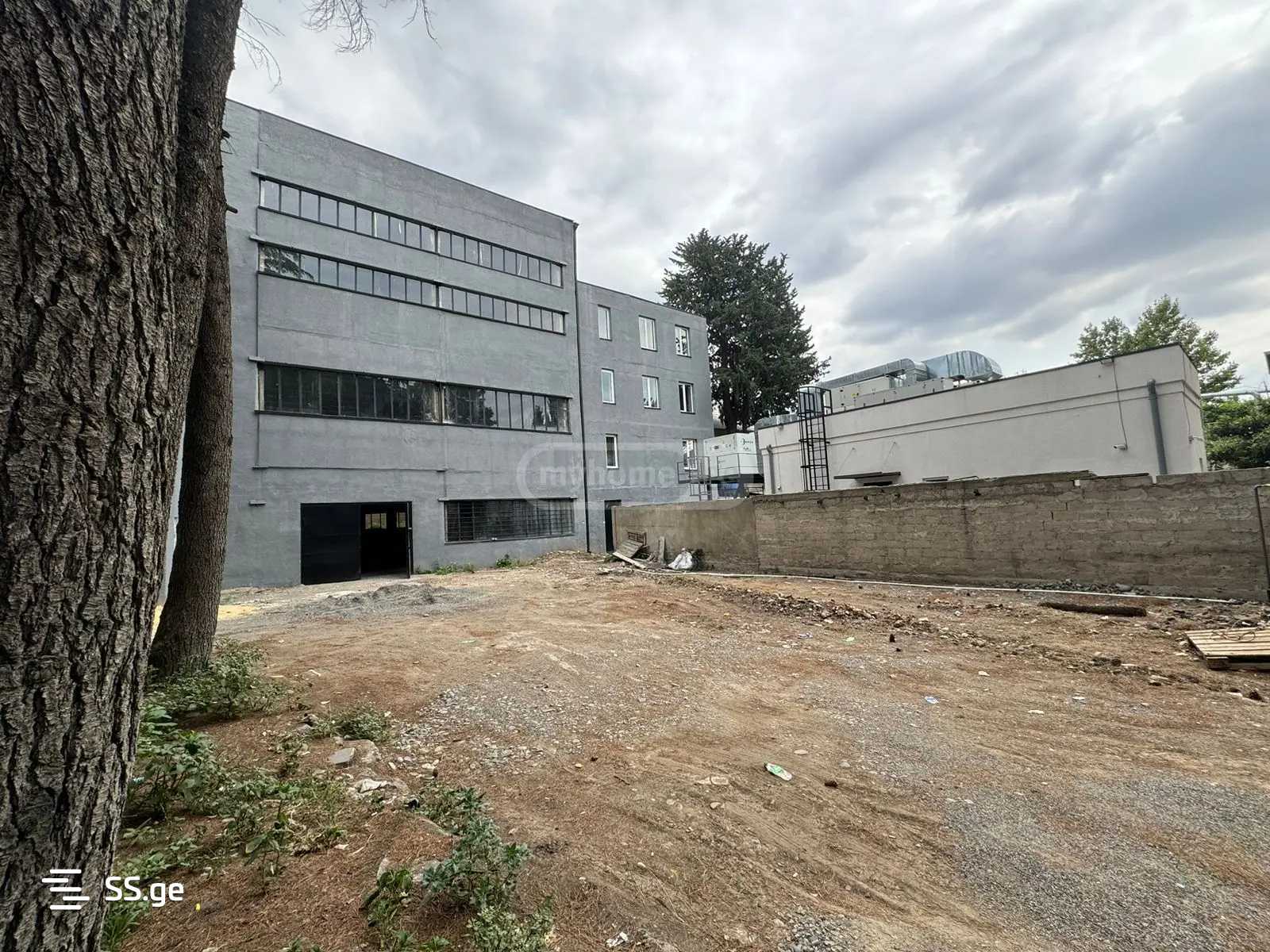 Store-Industrial Property For Sale. Samgori, 2 of 4