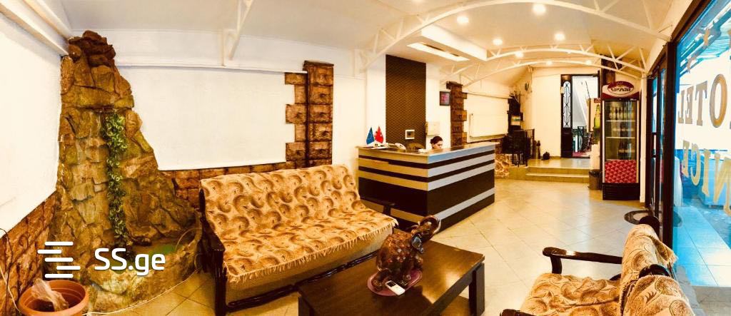 15 Room Hotel For Sale view 3