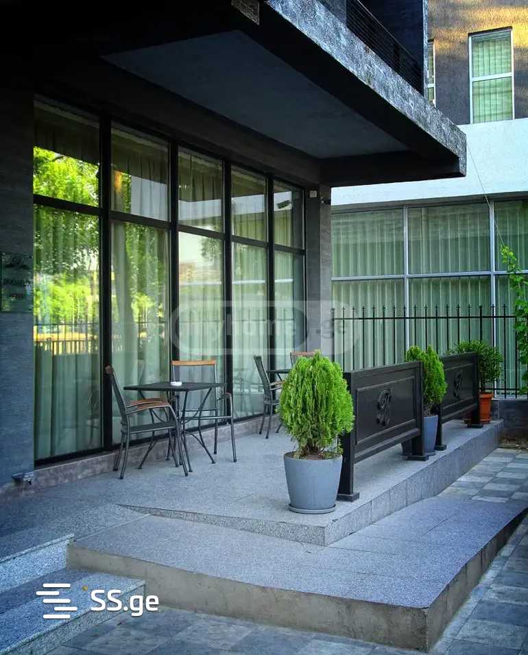 10 Room Hotel For Sale view 3
