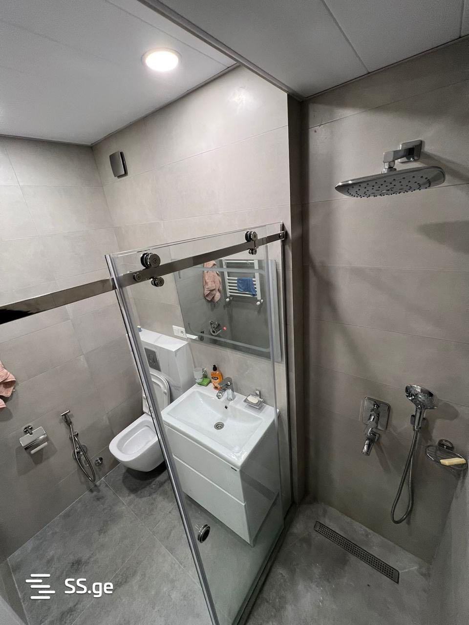 3 Room Flat For Rent. Isani view 4