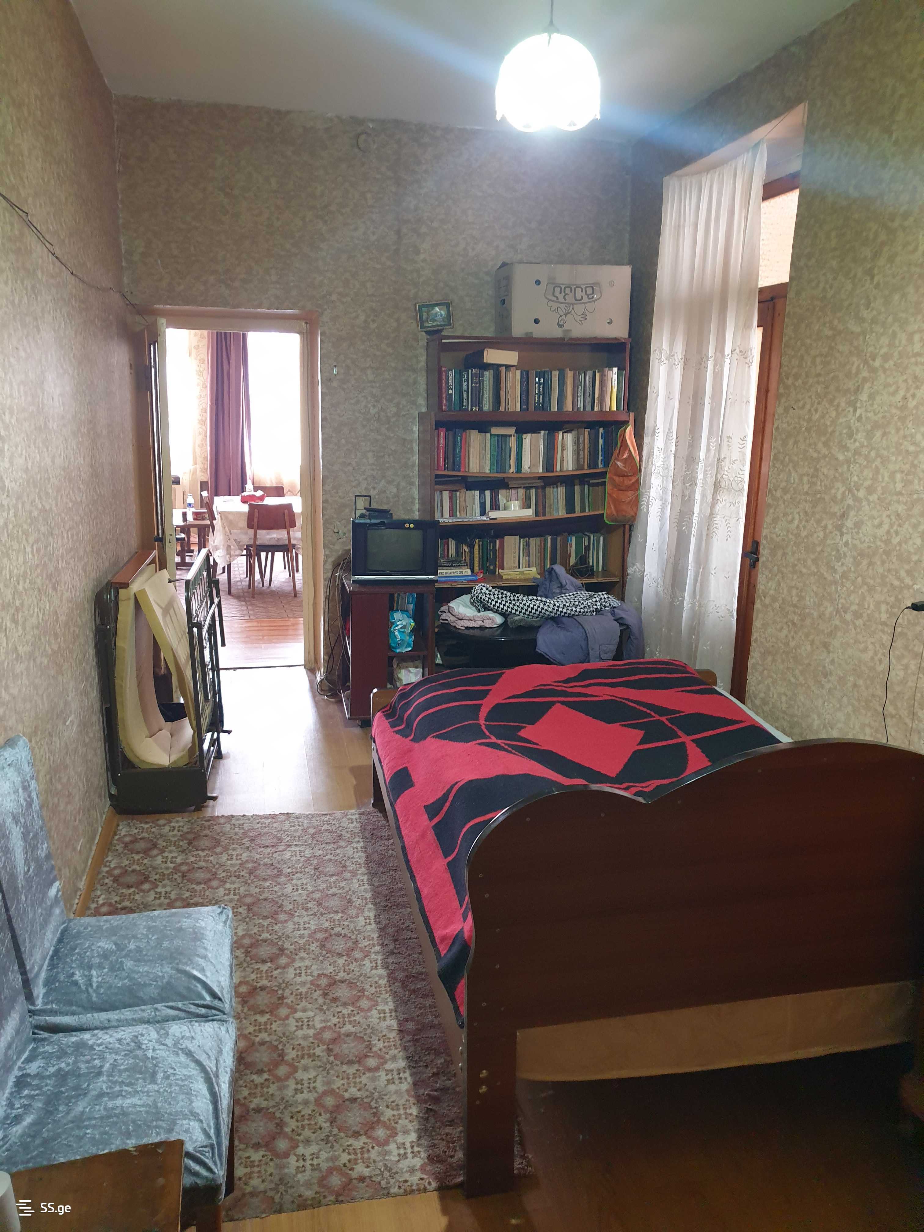 Продажа 4-комната Квартира view 5
