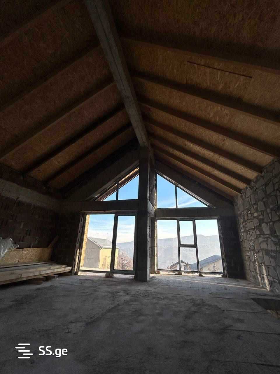 4 Room Private House For Sale view 3