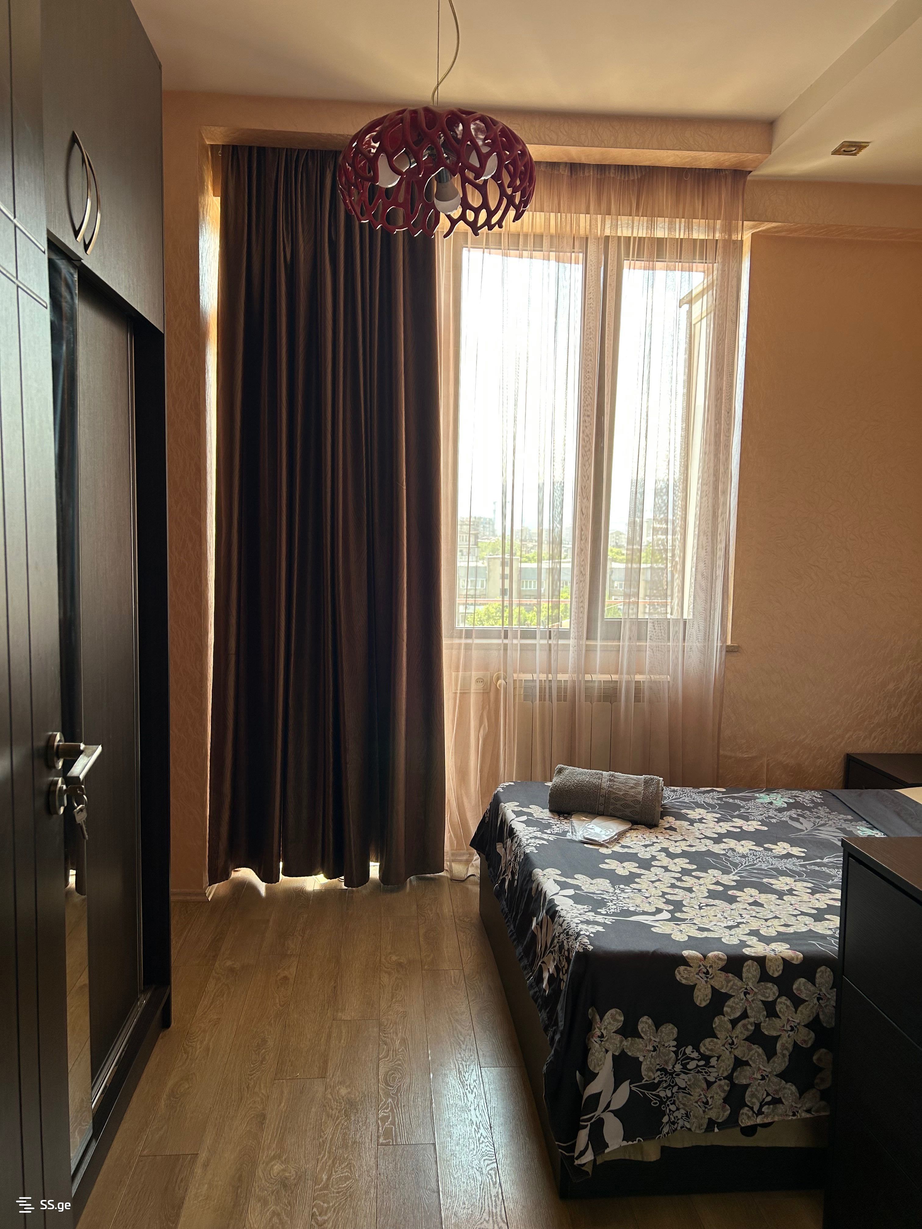 2 room Flat Daily rent. Didube - Widok 3