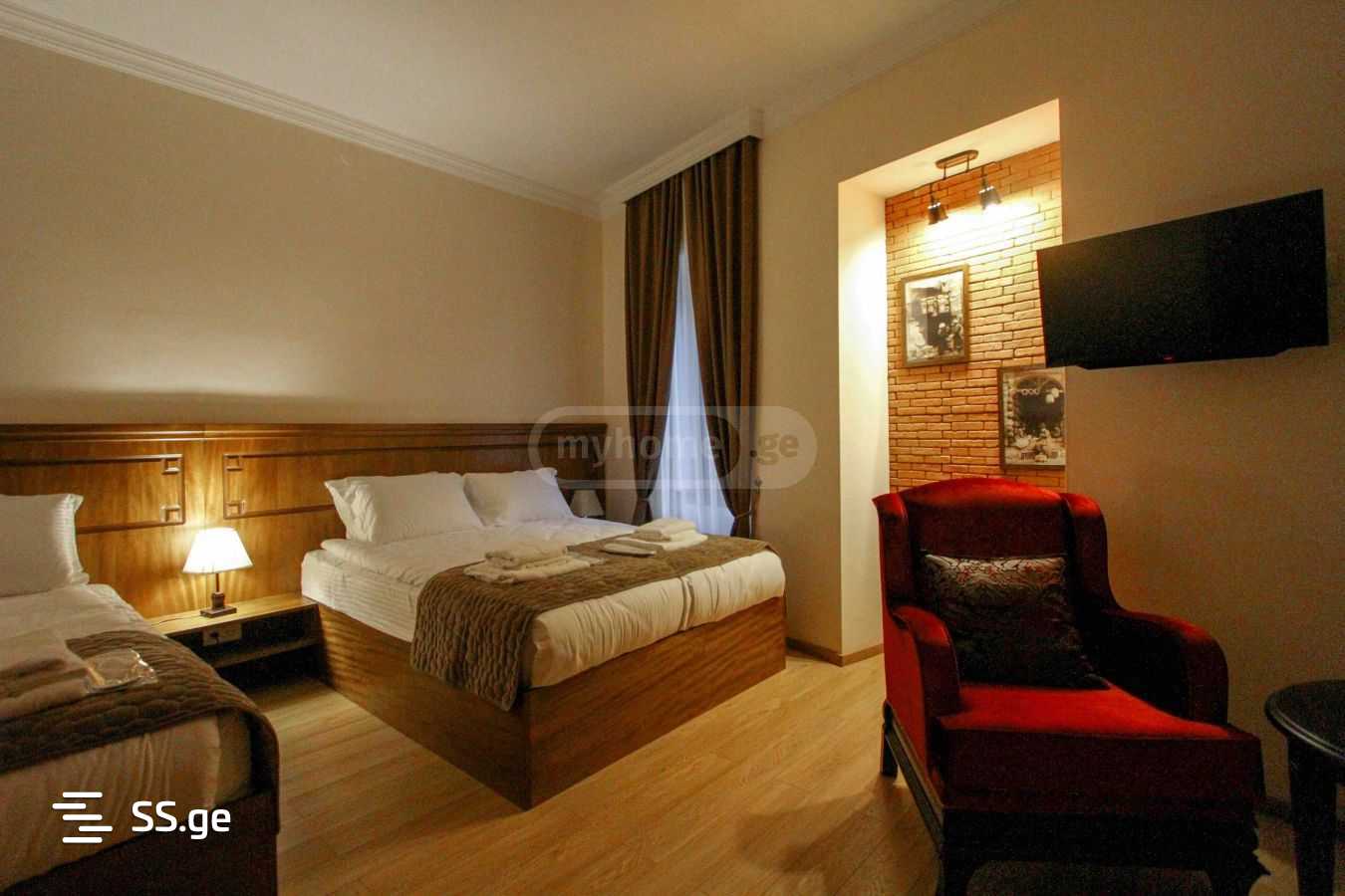 6 Room Hotel For Rent. Sololaki view 4