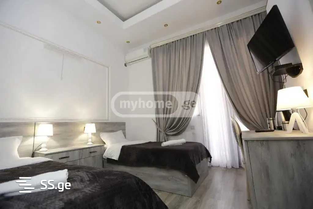 12 Room Hotel For Rent. Isani, 8 of 9