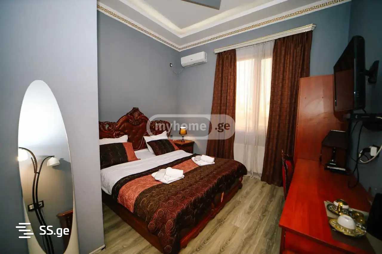 12 Room Hotel For Rent. Isani, 1 of 9