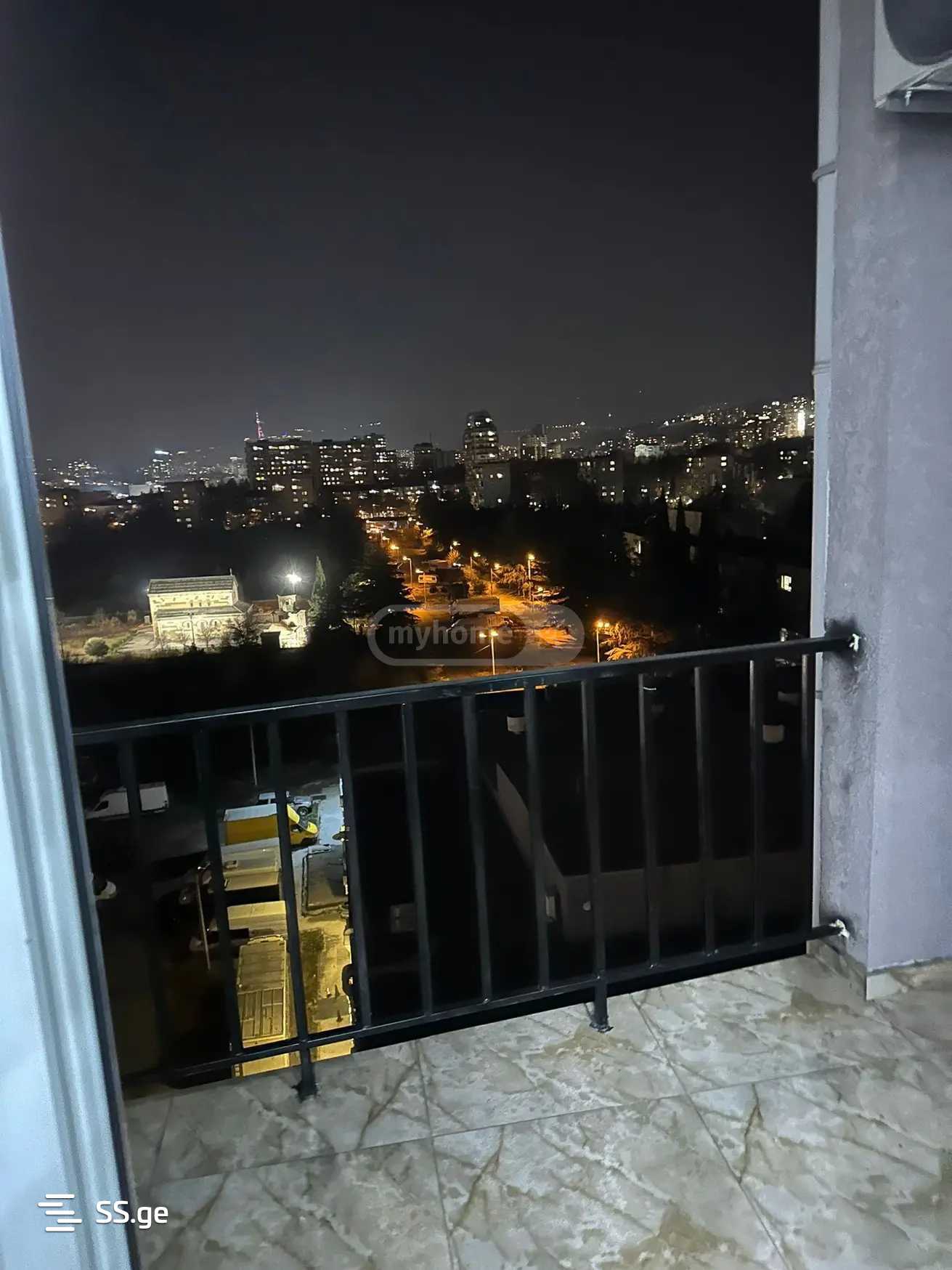 3 room Flat For Rent. Digomi - Bild 4