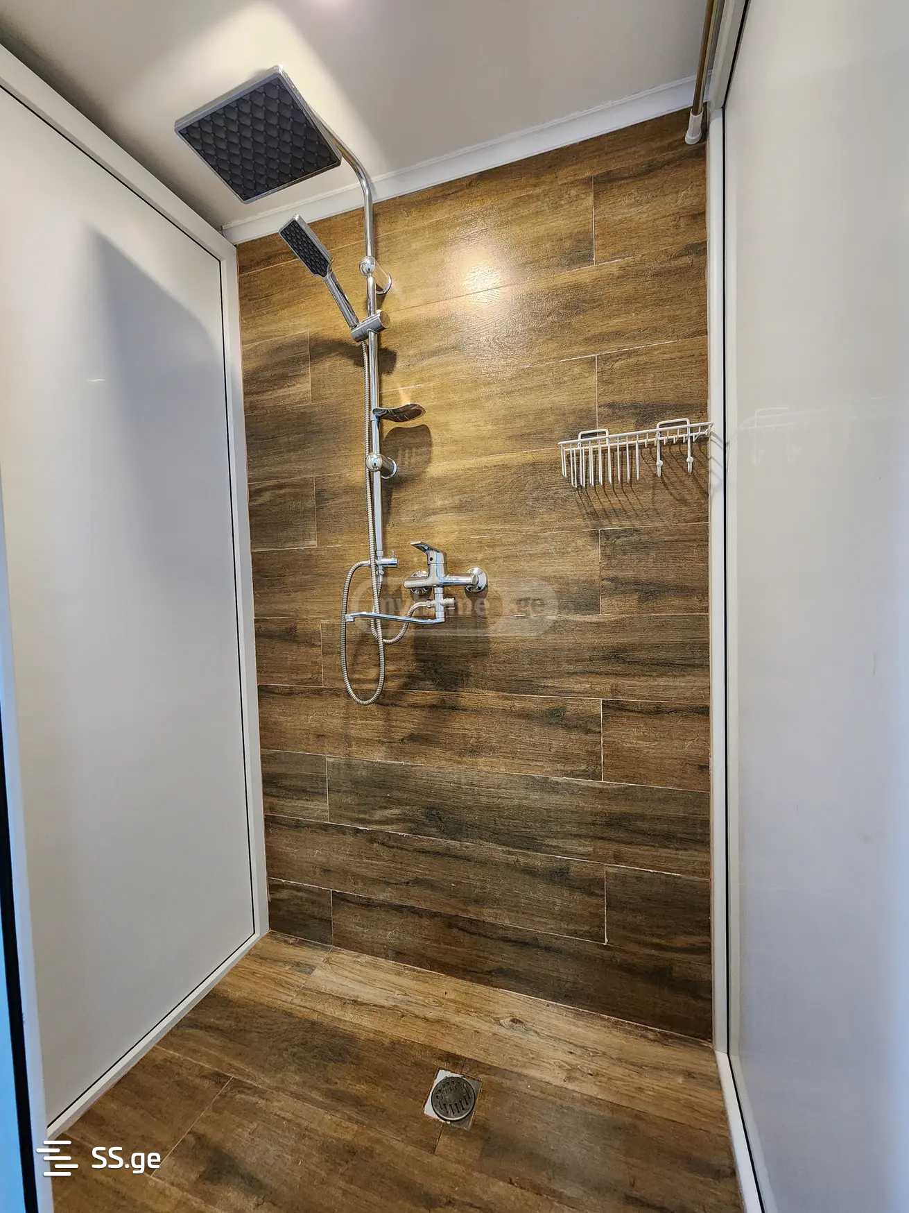 10 Room Hotel For Rent. Chugureti, 10 of 11