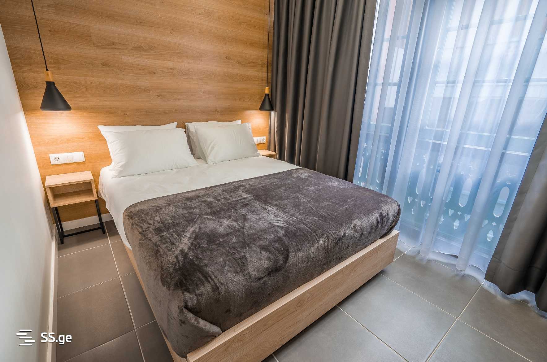 9 Room Hotel For Rent. Sololaki view 5