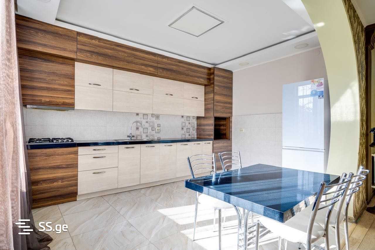 4 Room Flat Daily Rent. Chugureti, 2 of 4
