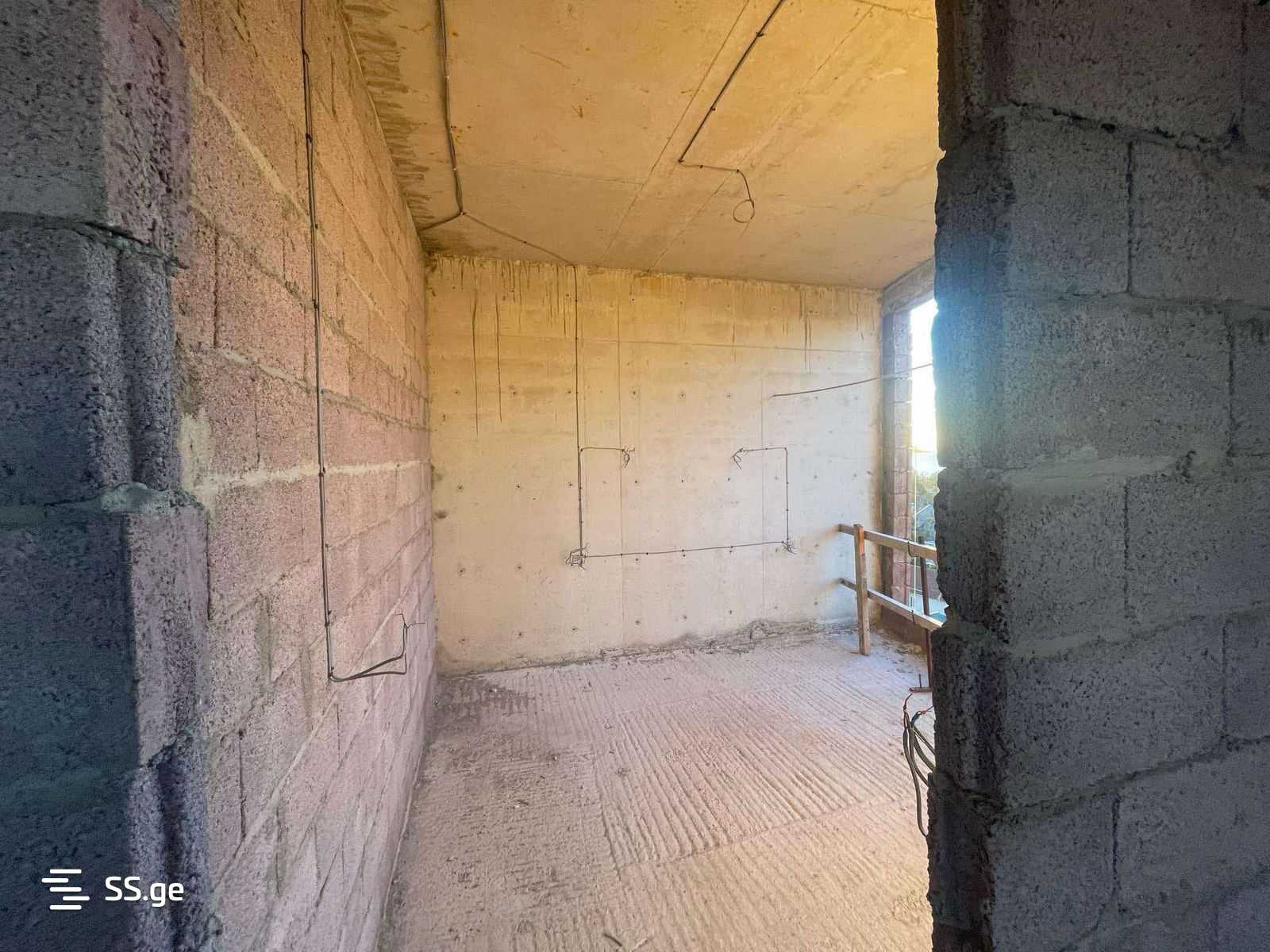 3 Room Flat For Sale view 8