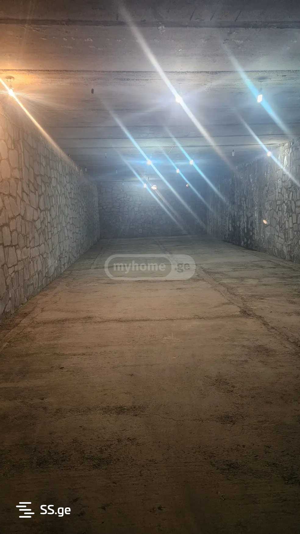 Store-Industrial Property For Rent. Didi Lilo view 4